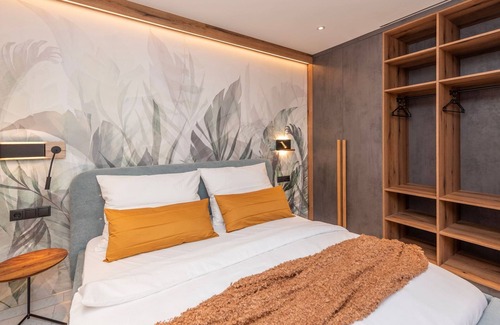 Prutz Apartment | Wohnung Flora mit Südseitigem Balkon - Aenna Apart