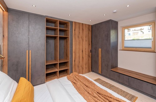 Prutz Apartment | Wohnung Flora mit Südseitigem Balkon - Aenna Apart