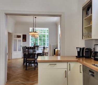 Neumuenster Apartment | Wohnung im Zentum Neumünsters