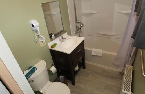 Aroostook Hotel | Wolastoq Inn And Suites