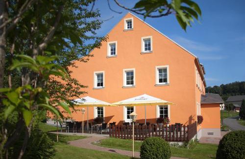 Dorfchemnitz Hotel | Wolfsgrunder Festhof