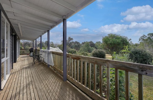 Goughs Bay House | Wollondilly - Mansfield - Sleeps 10