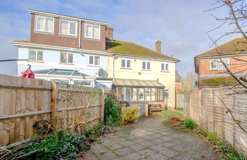 Oxford House | Wolsey House | Oxford Holiday Let | 3 Beds & Sleeps 5