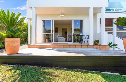 St. Heliers Condo | Wonderful Guest Suite Steps to St Heliers Beach