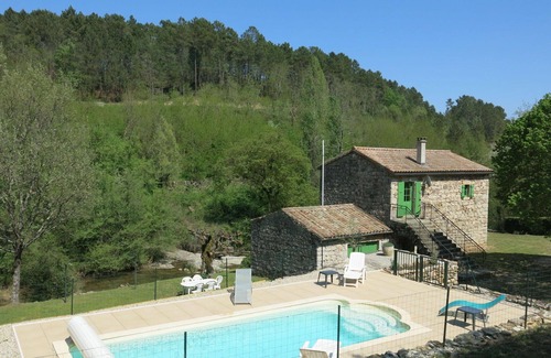 Saint-Genest-de-Bauzon House | Wonderful private villa for 5 people with WIFI, private pool and TV