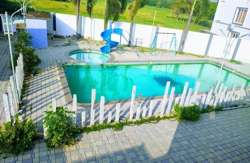 Krishna Karanai Hotel | Wonder Green resort