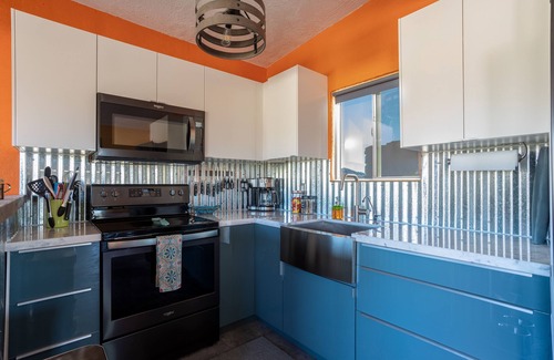 Twentynine Palms House | Wonder House: A Peaceful Desert Oasis With Great Views, Pool & Hot Tub