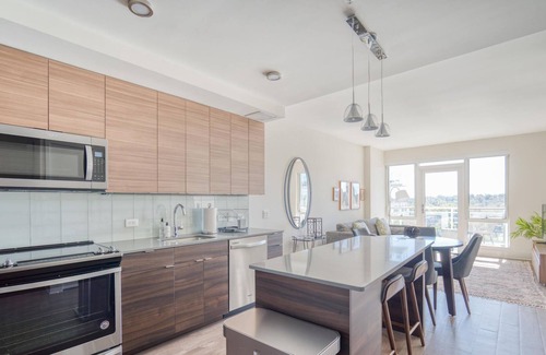 Pentagon City Apartment | Wonderful 1BR in Arlington, Pool + Pet-Friendly
