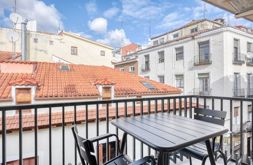 Embajadores Apartment | Wonderful 1br in La Latina, in the heart of Madrid