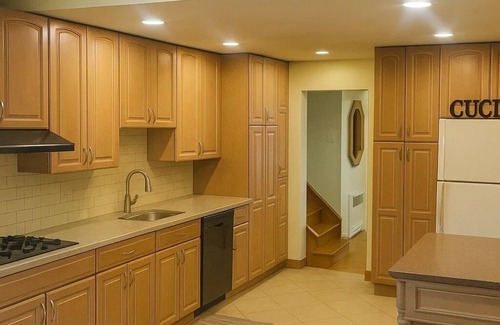 South Farmingdale House | Wonderful 3-bedroom house with AC in Farmingdale