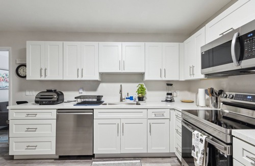 Pine Gardens North House | Wonderful 3bdr cottage, 5mins from beach