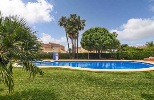 Denia Apartment | Wonderful and cheerful apartment with communal pool in Denia, Costa Blanca, Spain for 4 persons