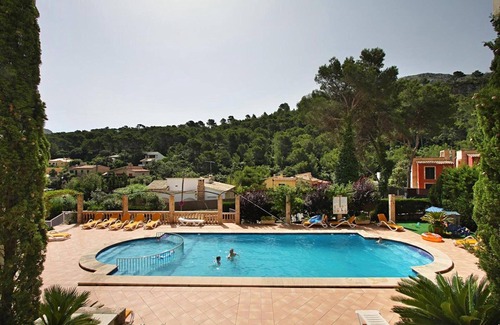 Cala San Vicente Apartment | Wonderful Apartment “Pinos Altos T2” with Pool, Wi-Fi, Balcony & Terrace