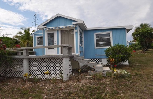 Green Turtle Cay Cottage | Wonderful Bali Hai Cottage OCEAN FRONT Coco Bay w/a dock-25% fall discount!