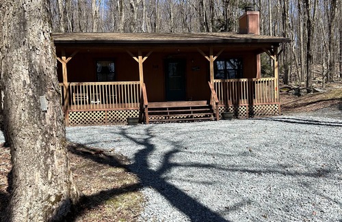 Greentown Cabin | Wonderful Cabin in Greentown, Pa
