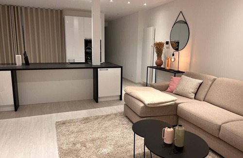 Zuid Apartment | Wonderful central 2BR Ghent apt w/view on Leie