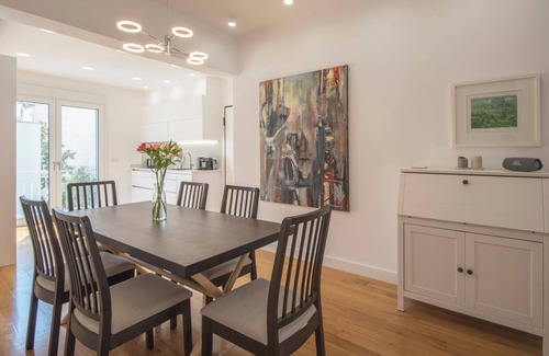 Pangrati Condo | Wonderful Central Athens 2 Bedroom 2 Bathroom Sleeps 8 Guests