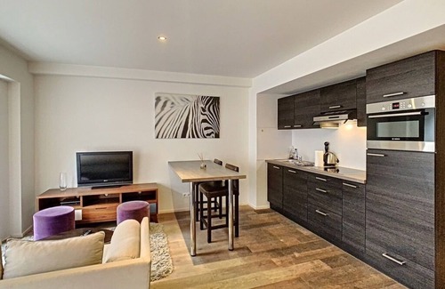 Vorst Apartment | Wonderful "corporate" new flat