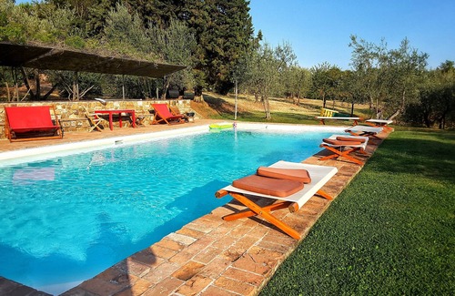 Greve in Chianti House | Wonderful cottage in Chianti ideal for 4 people - swimming pool and vineyards n