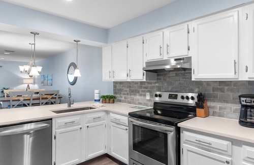 Miramar Beach House | Wonderful Direct Gulf Views with Free Seasonal Beach Setup
