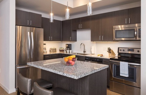 Civic District Condo | Wonderful Downtown Austin 2BR Suite