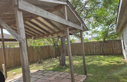 Houston House | Wonderful fancy 3-bedroom house with AC in Houston