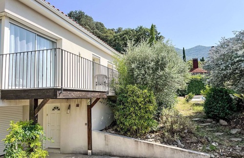 Montesquieu-des-Alberes House | Wonderful private villa for 6 people with A/C, private pool, WIFI, TV and patio