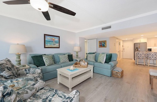 Sarasota Condo | Wonderful Gulf and Sunset Views Condo