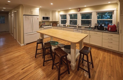 Duck House | Wonderful house short walk to ocean,community pool, Celebrate The Simple Life!