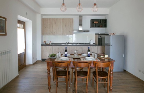 Castiglion Fiorentino Villa | Wonderful private villa for 6 people with WIFI, private pool, A/C, TV and terrace, close to Cort.