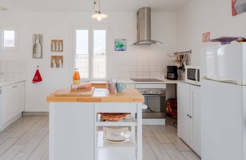 Anneville-sur-Mer House | Wonderful private villa for 6 guests with WIFI, TV and pets allowed