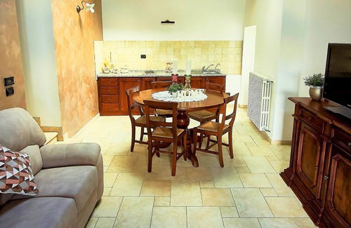 Monte Santa Maria Tiberina Villa | Wonderful private villa with A/C, WIFI, sauna, private pool, TV, patio and panoramic view