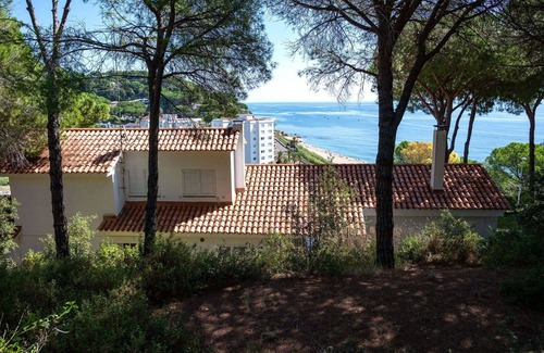 Sant Pol De Mar House | Wonderful private villa for 8 guests with WIFI, TV and parking