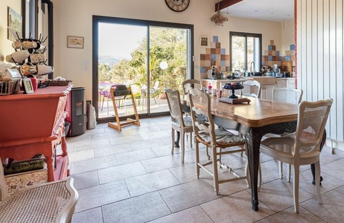 La Bouilladisse House | Wonderful private villa for 6 people with WIFI, private pool, TV, terrace and parking