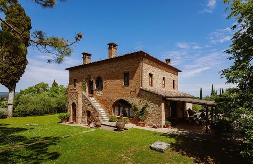 Torrita di Siena Villa | Wonderful private villa for 11 people with WIFI, private pool and TV, close to Montepulciano