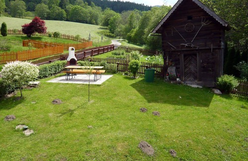 Niederoeblarn House | Wonderful private villa for 10 guests with TV, patio and pets allowed