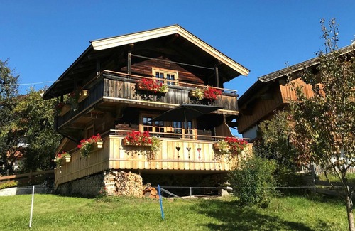 Muhlthal House | Wonderful private villa for 2 guests with WIFI, TV and patio