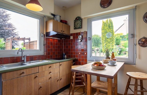 Plestin-les-Greves House | Wonderful private villa for 12 guests with WIFI, TV, patio and pets allowed