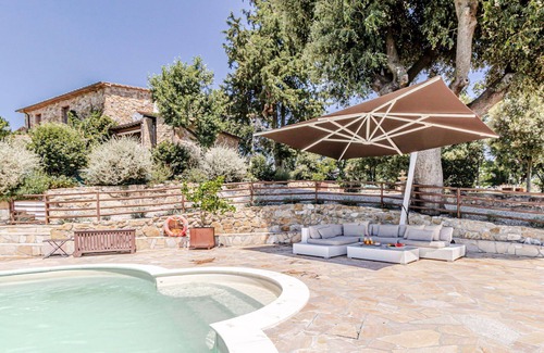 Montecatini Val di Cecina Villa | Wonderful private villa with A/C, hot tub, WIFI, private pool, TV, pets allowed and panoramic view