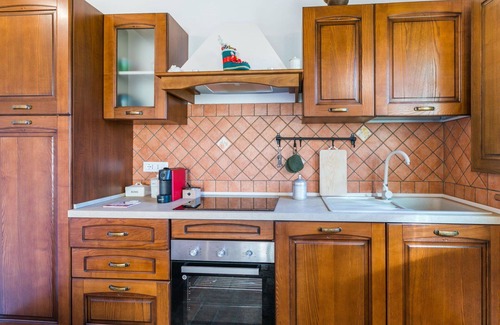 Montescudaio House | Wonderful private villa for 3 people with WIFI, A/C, patio and panoramic view