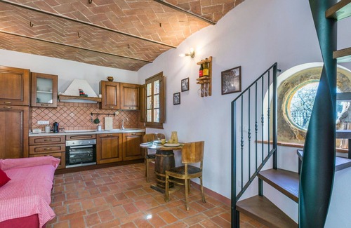 Montescudaio House | Wonderful private villa for 3 people with WIFI, A/C, patio and panoramic view