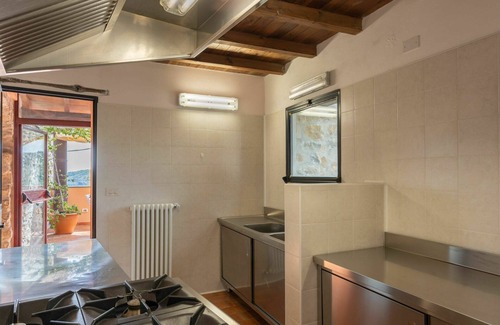 Villa Viani House | Wonderful private villa for 8 guests with WIFI, terrace and pets allowed