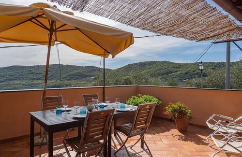 Villa Viani House | Wonderful private villa for 8 guests with WIFI, terrace and pets allowed
