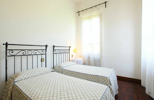 San Miniato Villa | Wonderful private villa for 17 people with private pool, TV, patio, pets allowed and parking