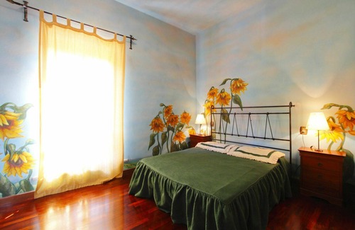 San Miniato Villa | Wonderful private villa for 17 people with private pool, TV, patio, pets allowed and parking