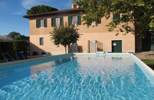 San Miniato House | Wonderful private villa for 33 people with WIFI, private pool, TV, patio and pets allowed
