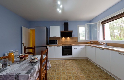 La Palmyre Bed & Breakfast | Wonderful private villa for 10 people with WIFI, TV, terrace and pets allowed