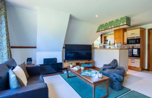South Laggan House | Wonderful private villa for 4 guests with WIFI, TV, terrace, pets allowed and panoramic view