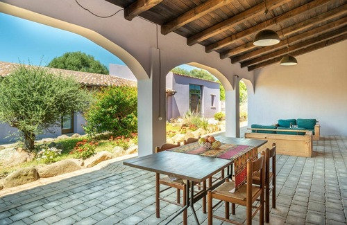 Viddalba House | Wonderful private villa with A/C, WIFI, private pool, TV, patio, pets allowed and panoramic view