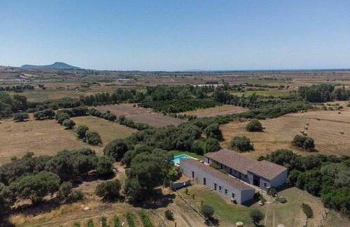 Viddalba House | Wonderful private villa with A/C, WIFI, private pool, TV, patio, pets allowed and panoramic view